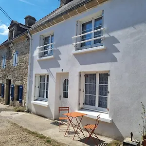 Holiday home Maison De Ty Richarzh, 2 Chambres, 4 Personnes, Plouharnel